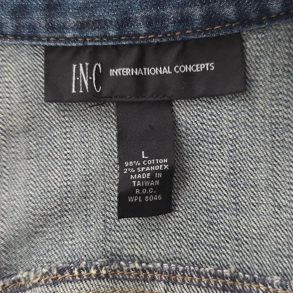 INC Women’s Crop Denim Jacket with Embellished Collar. Size L - Picture 8 of 9